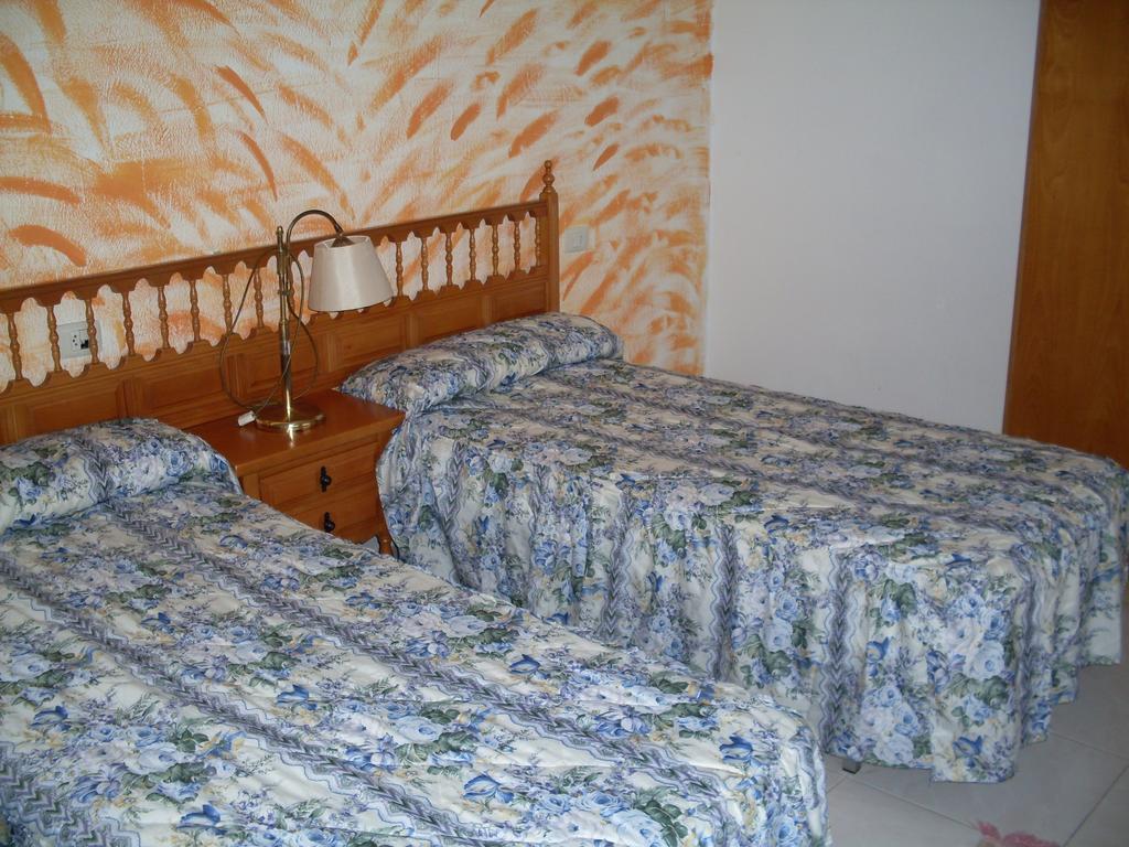 Hotel Terra Galega Monforte De Lemos Zimmer foto